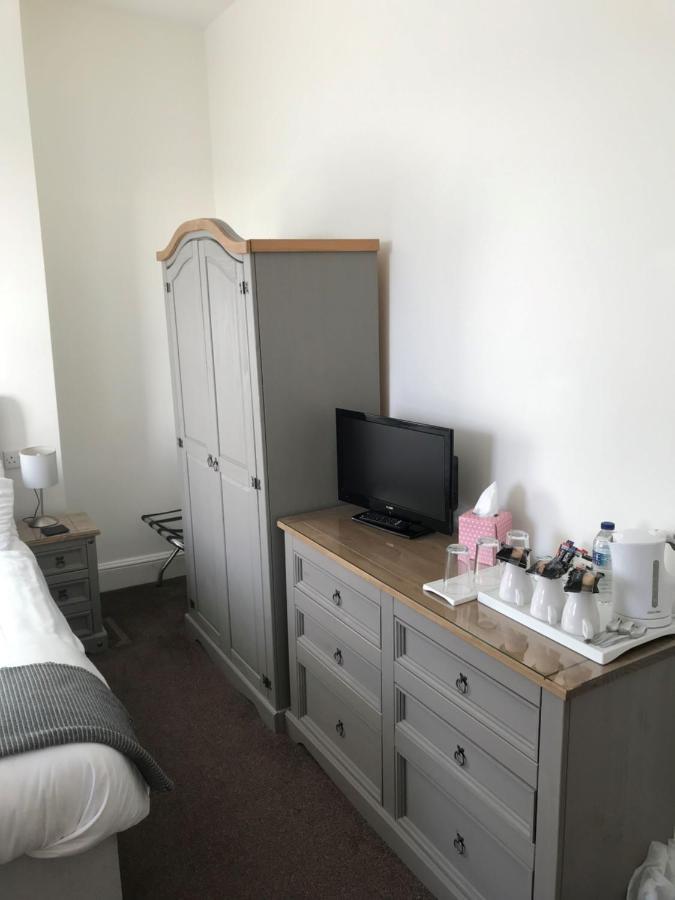 The Oasis Hotel 랜디드노 외부 사진