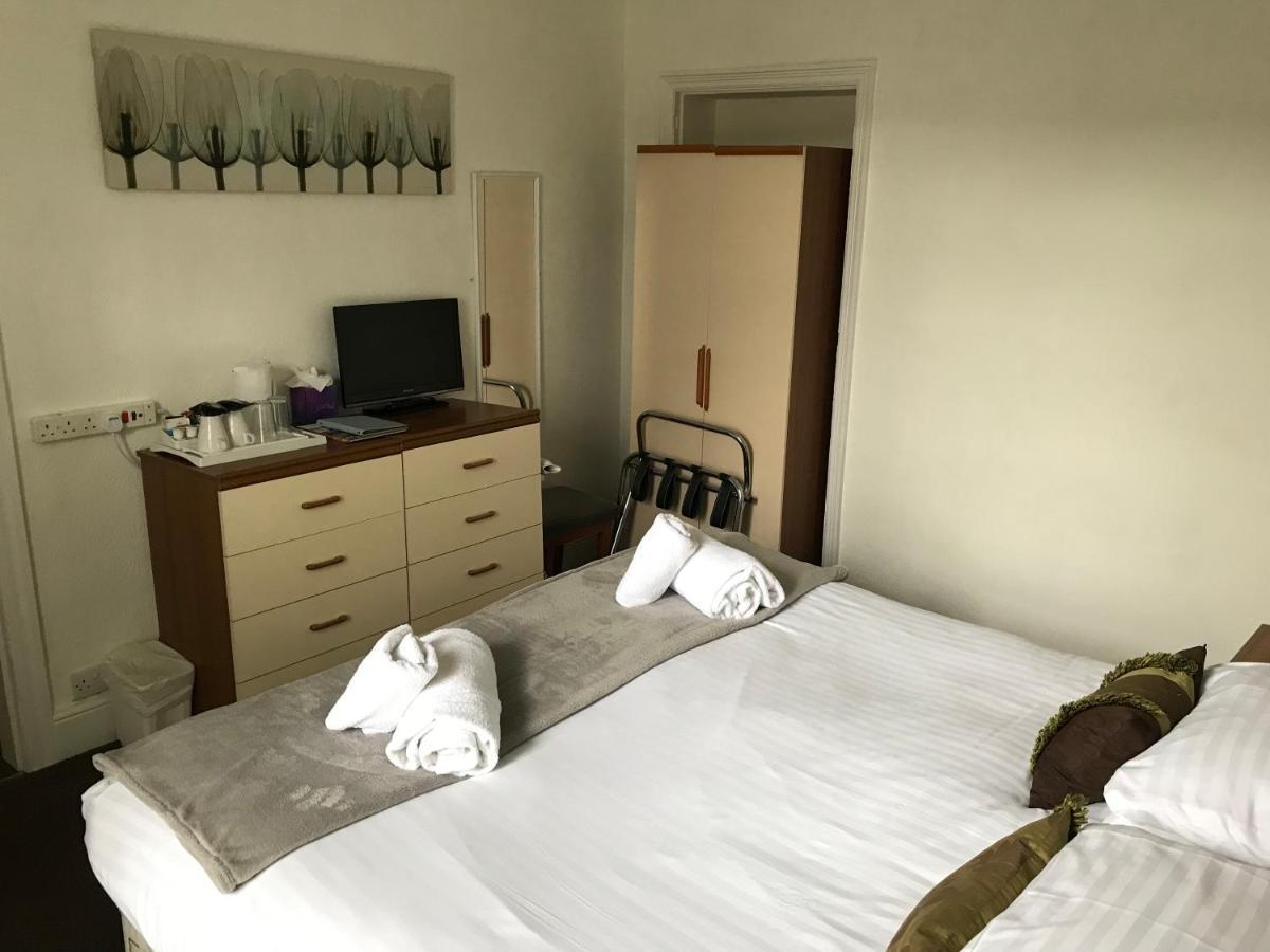 The Oasis Hotel 랜디드노 외부 사진