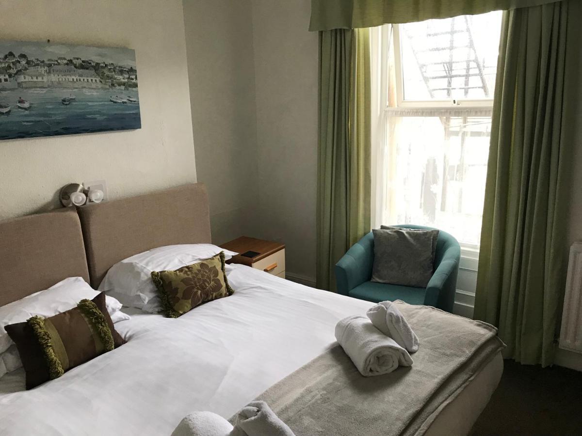 The Oasis Hotel 랜디드노 외부 사진