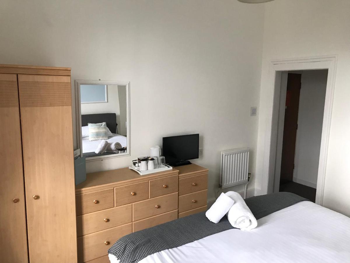 The Oasis Hotel 랜디드노 외부 사진
