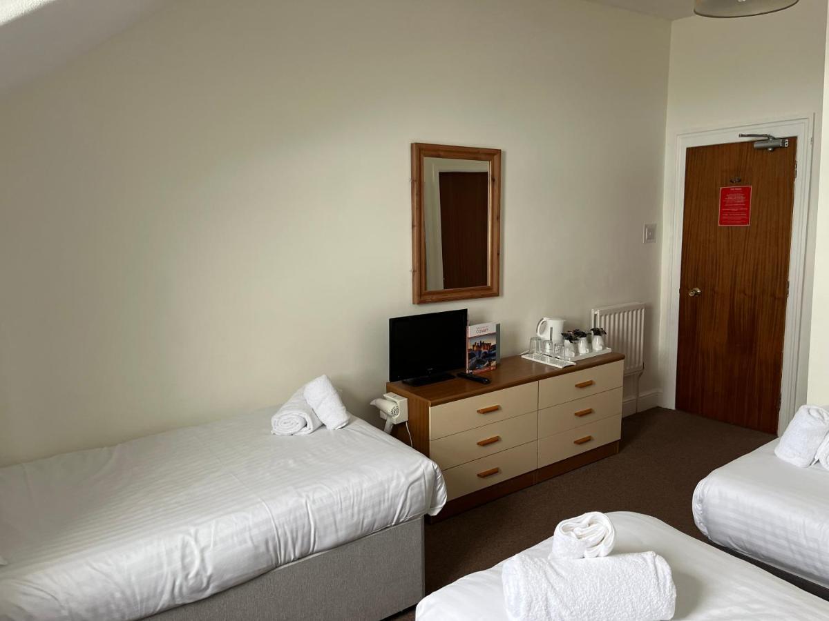 The Oasis Hotel 랜디드노 외부 사진