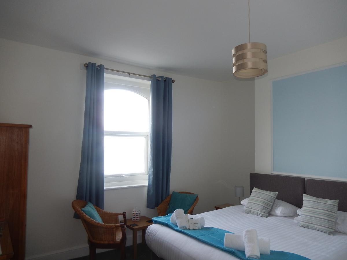 The Oasis Hotel 랜디드노 외부 사진